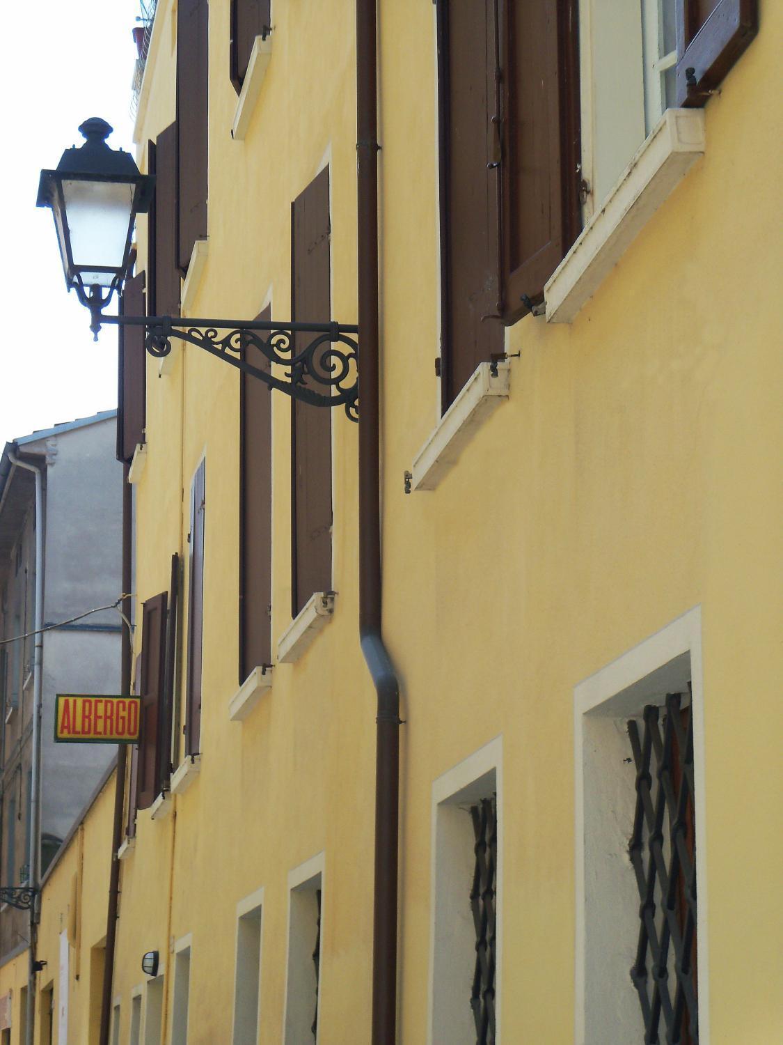 Hotel Ariosto Centro Storico Reggio Emilia Dış mekan fotoğraf