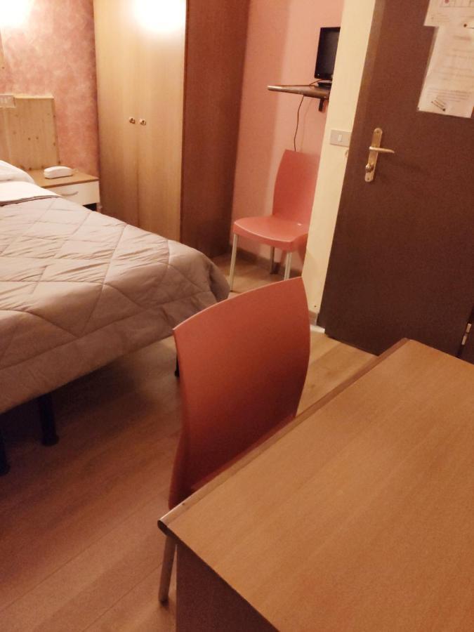 Hotel Ariosto Centro Storico Reggio Emilia Dış mekan fotoğraf