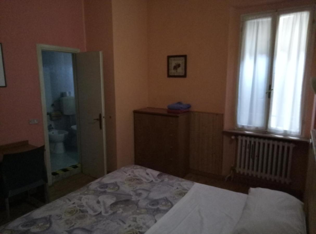 Hotel Ariosto Centro Storico Reggio Emilia Dış mekan fotoğraf